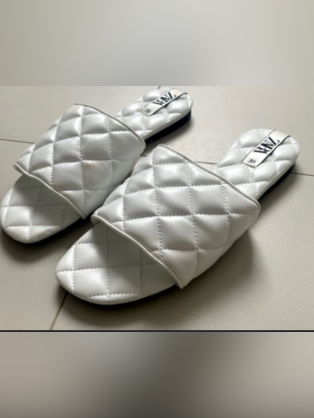 White quilted slide sandals 7.5
